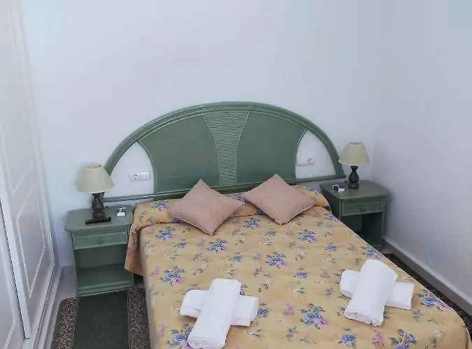 El Descanso Apartment *